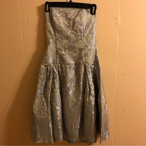 Jessica McClintock gold dress size 4